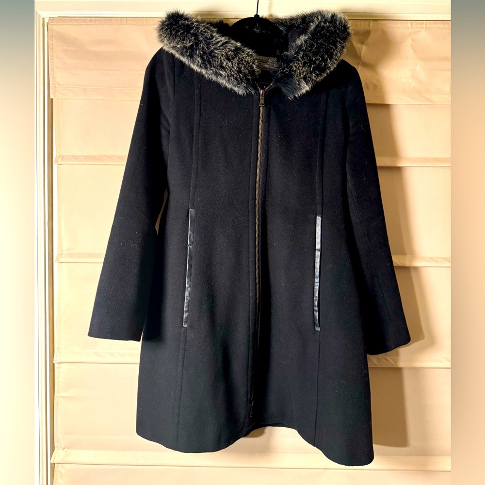 Forecaster of Boston Platinum Women's Black Wool Coat Fox Fur Collar, Sz 2